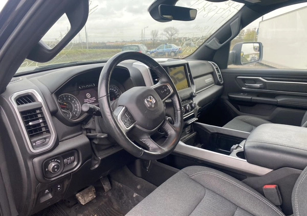 Dodge RAM cena 109900 przebieg: 40458, rok produkcji 2019 z Rzeszów małe 781